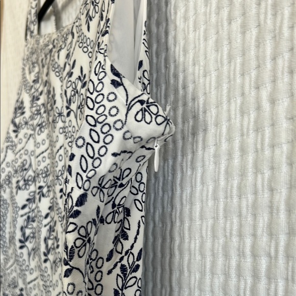 LOFT Navy Blue and White Patterned Mini Dress Size 14  zipper on the side - Picture 12 of 13